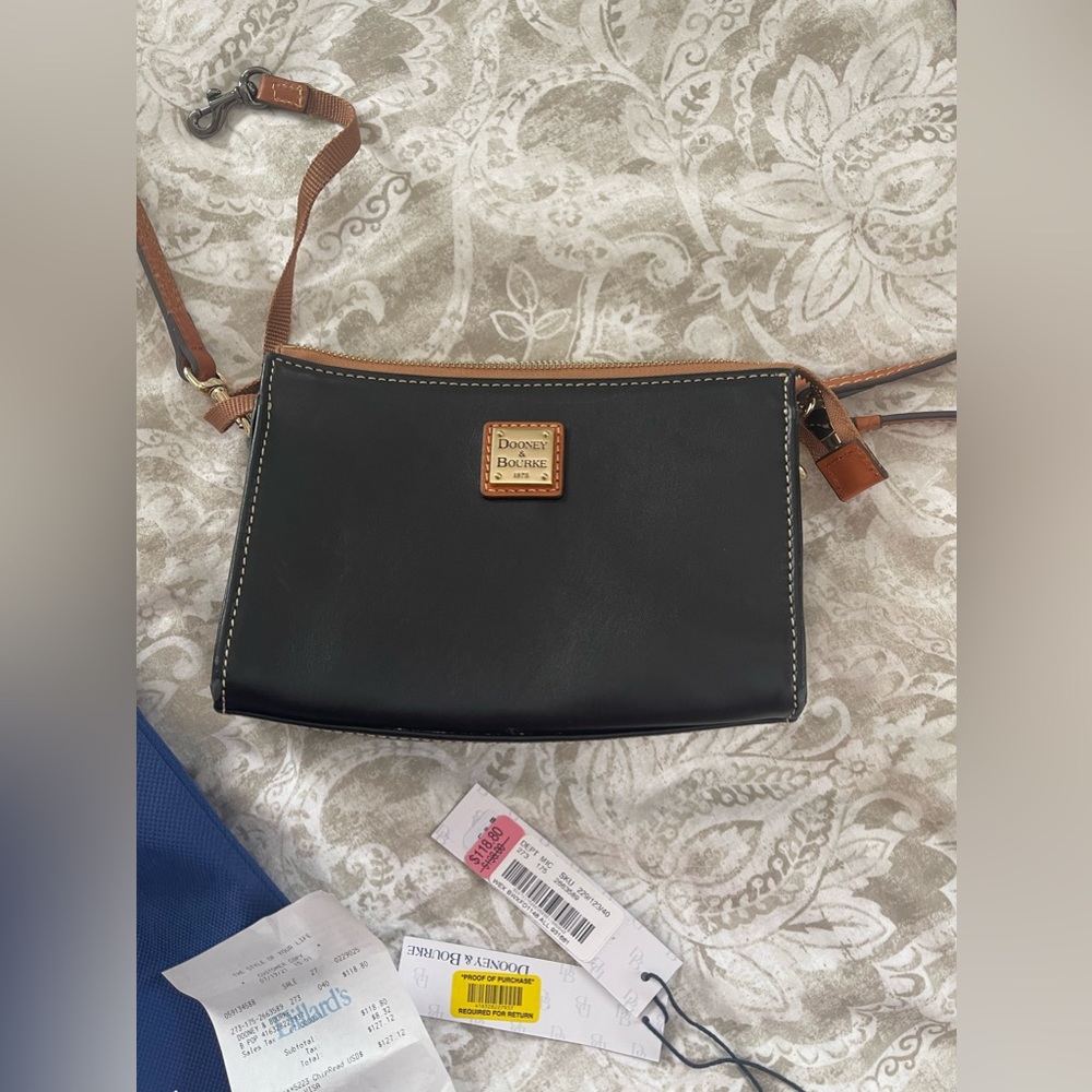 Dooney & Bourke